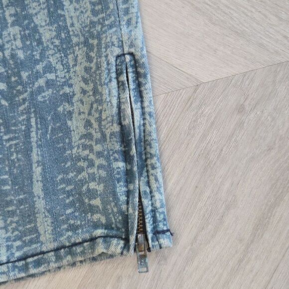 FREE PEOPLE 27 Ankle Zip Feathers Print Skinny Jean Size 29 - Picture 4 of 9